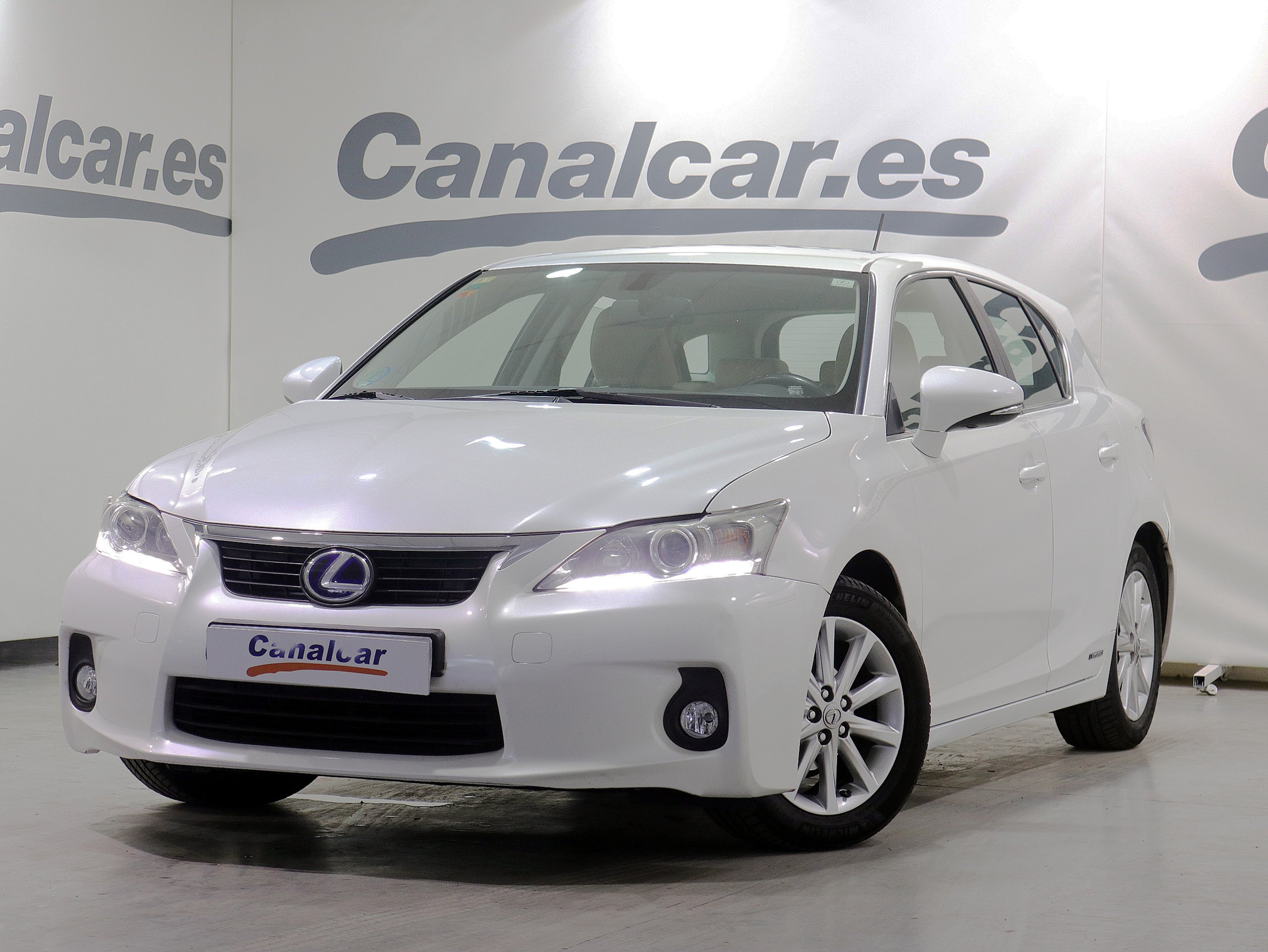 Foto 1 del Lexus CT 200h Pack Hybrid Drive 100kW (136CV)