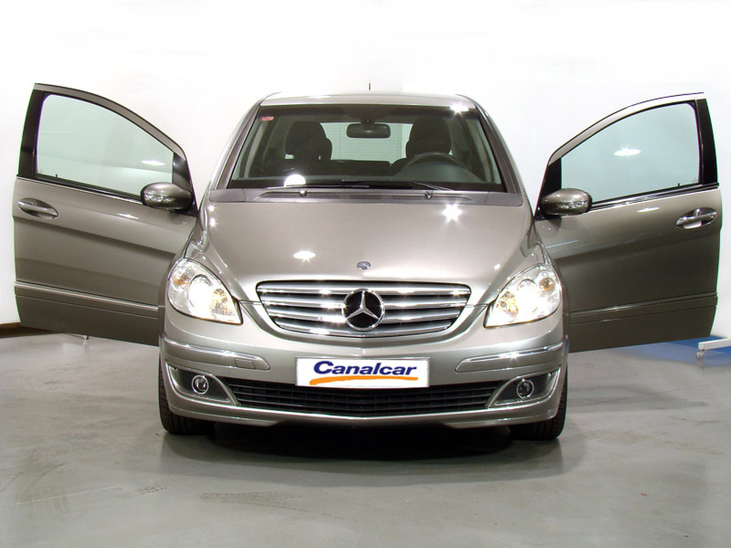 Foto Mercedes-Benz B 180 4