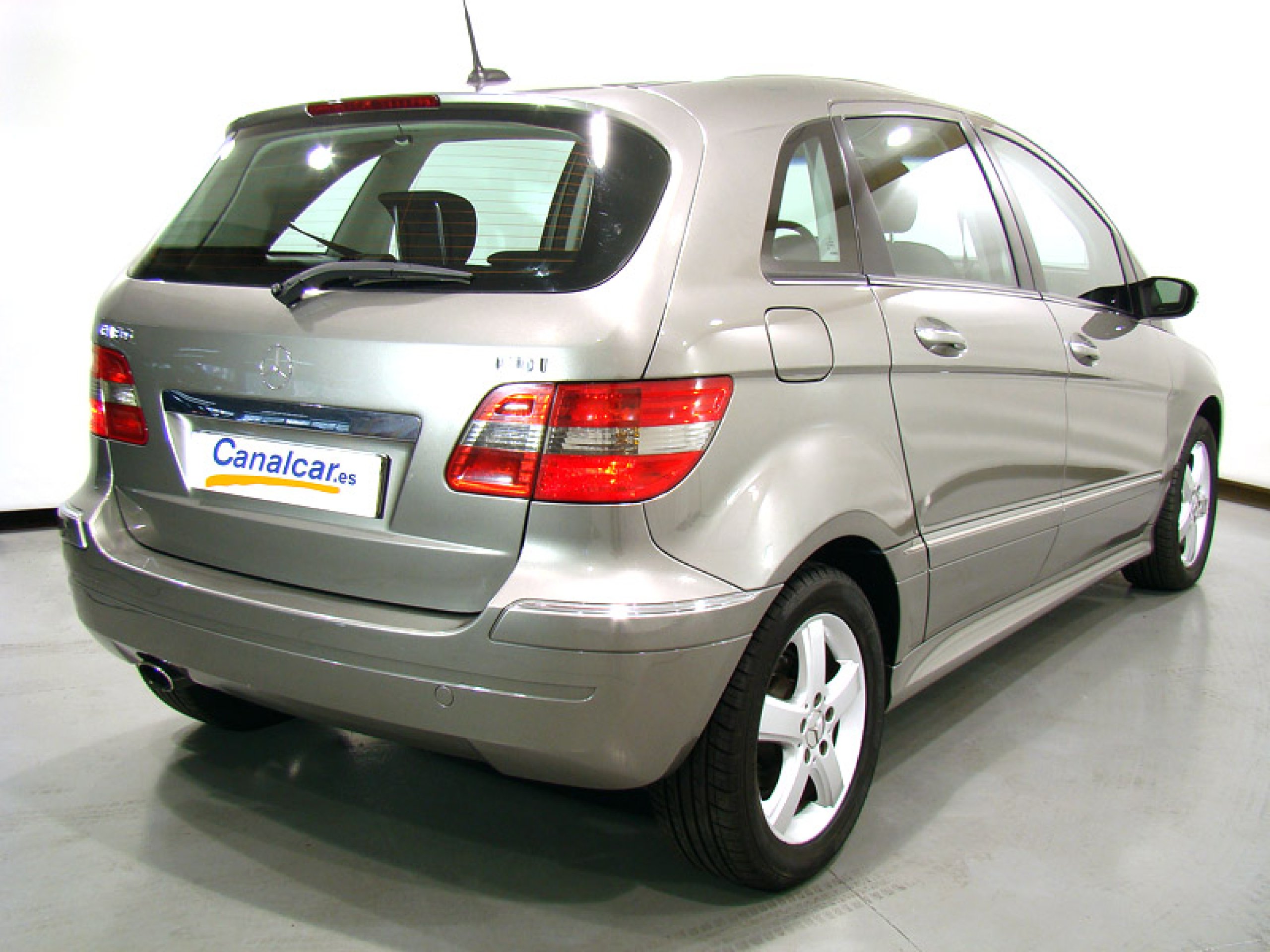 Foto Mercedes-Benz B 180 7