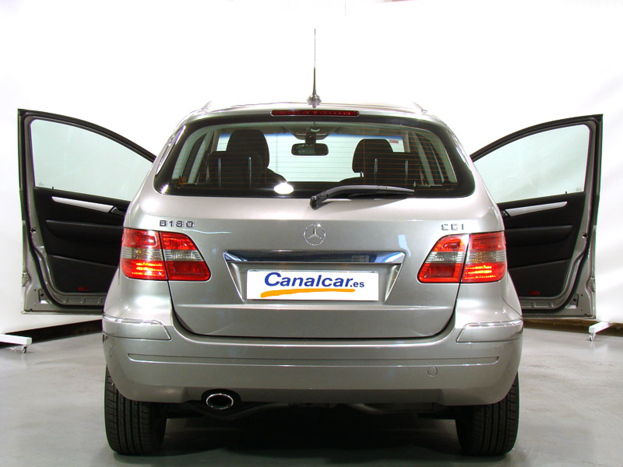 Foto Mercedes-Benz B 180 9