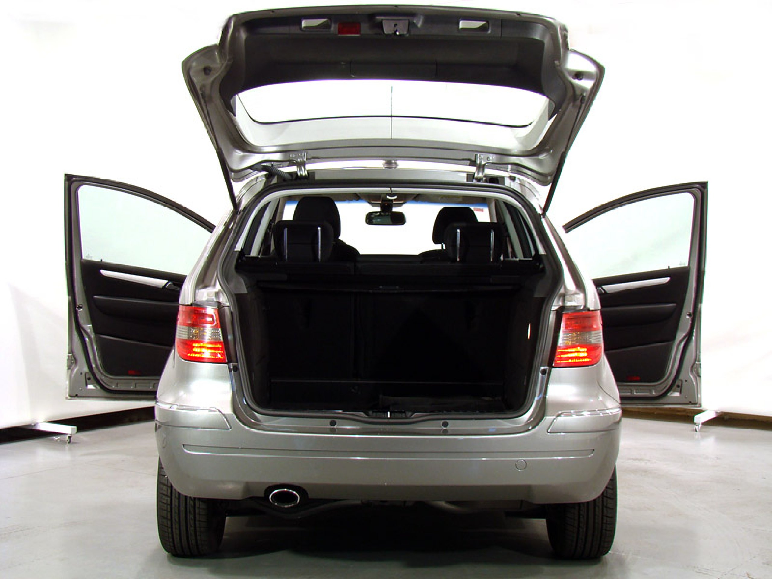 Foto Mercedes-Benz B 180 10