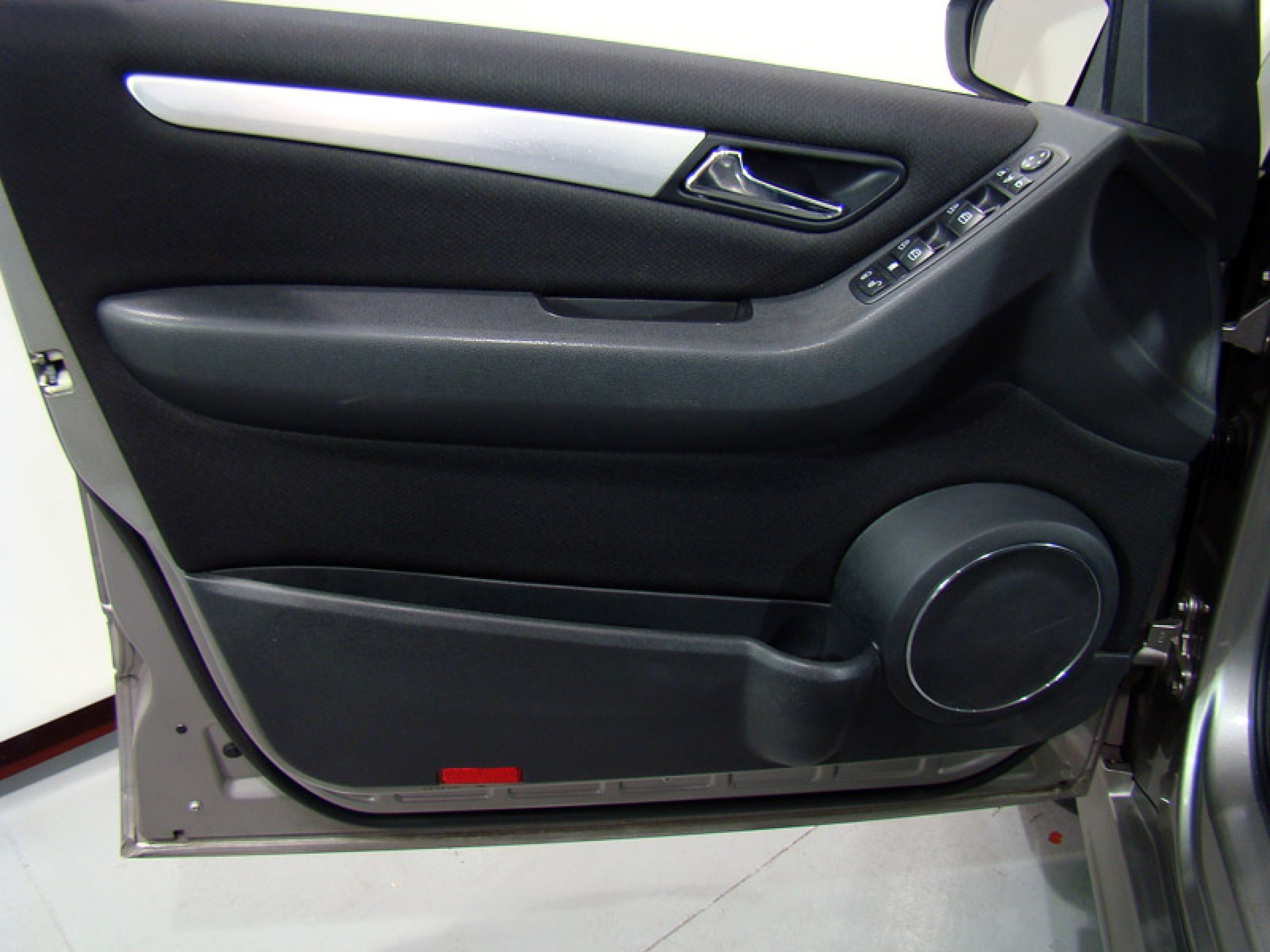 Foto Mercedes-Benz B 180 25