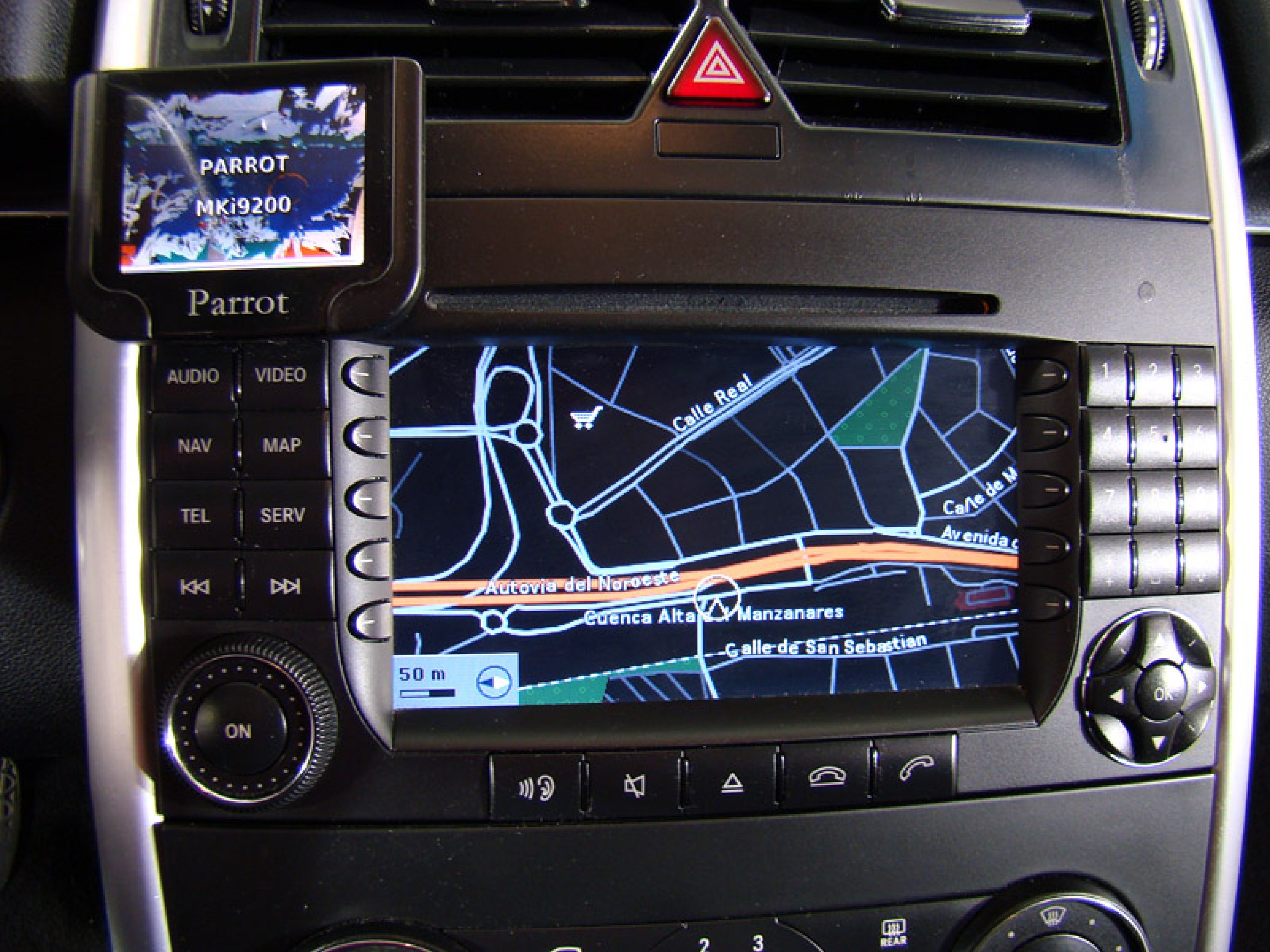 Foto Mercedes-Benz B 180 26