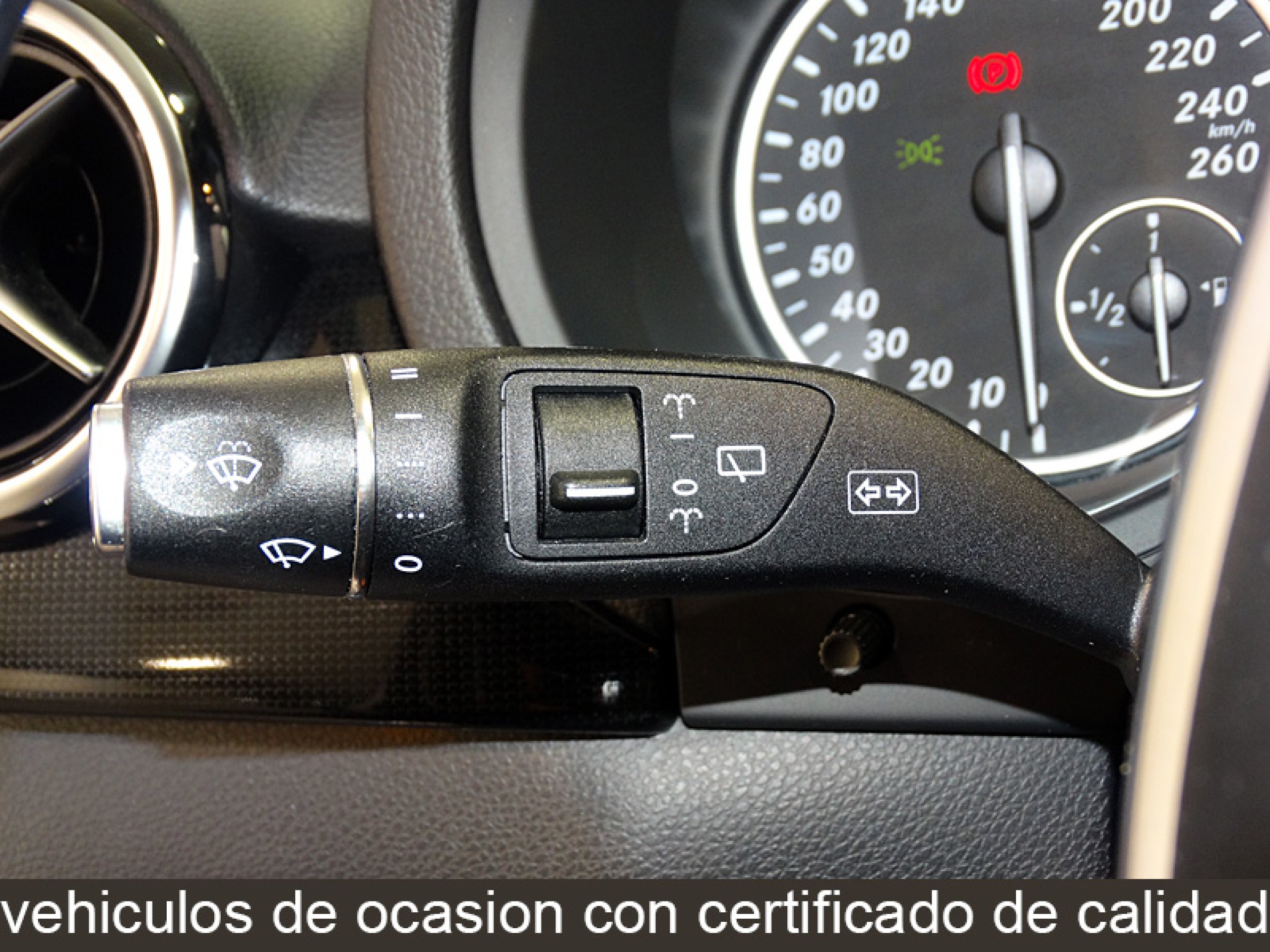 Foto Mercedes-Benz B 180 35