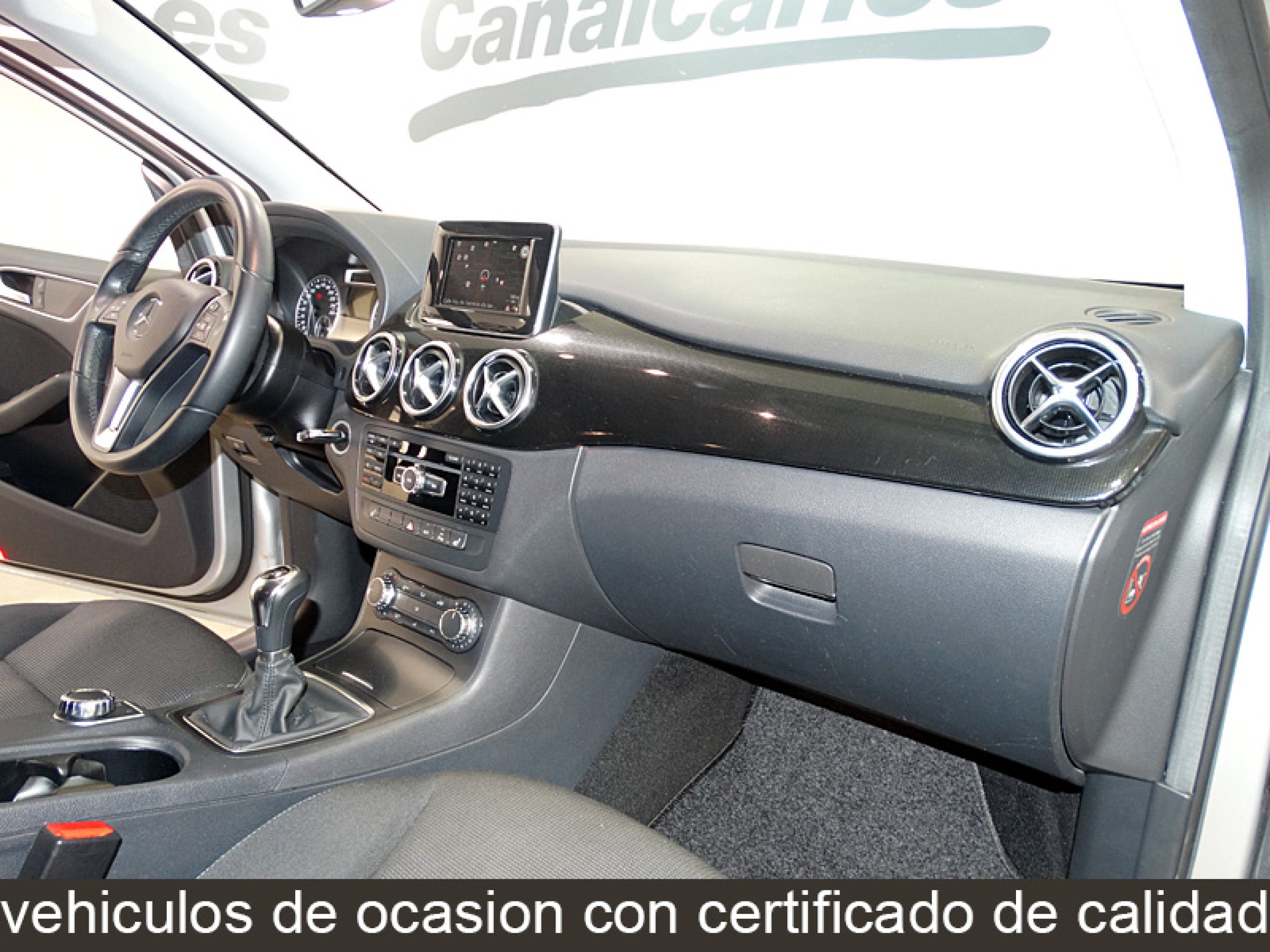 Foto Mercedes-Benz B 180 36