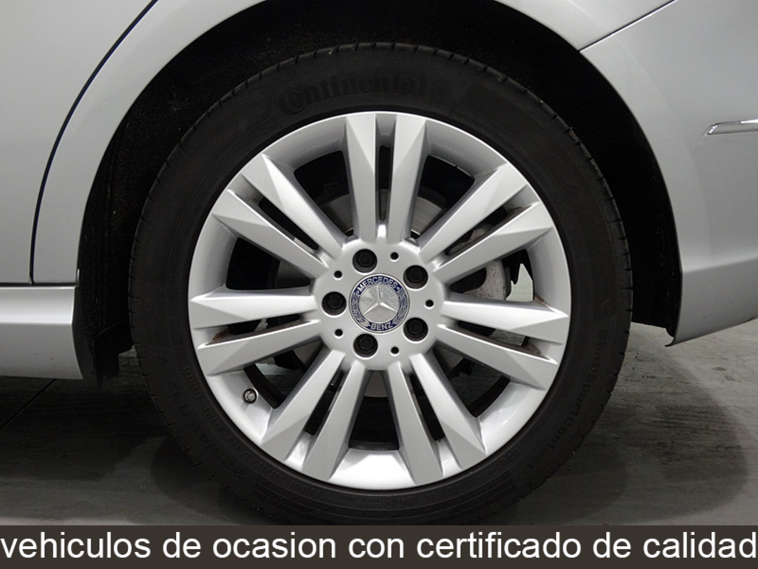Foto Mercedes-Benz B 180 39