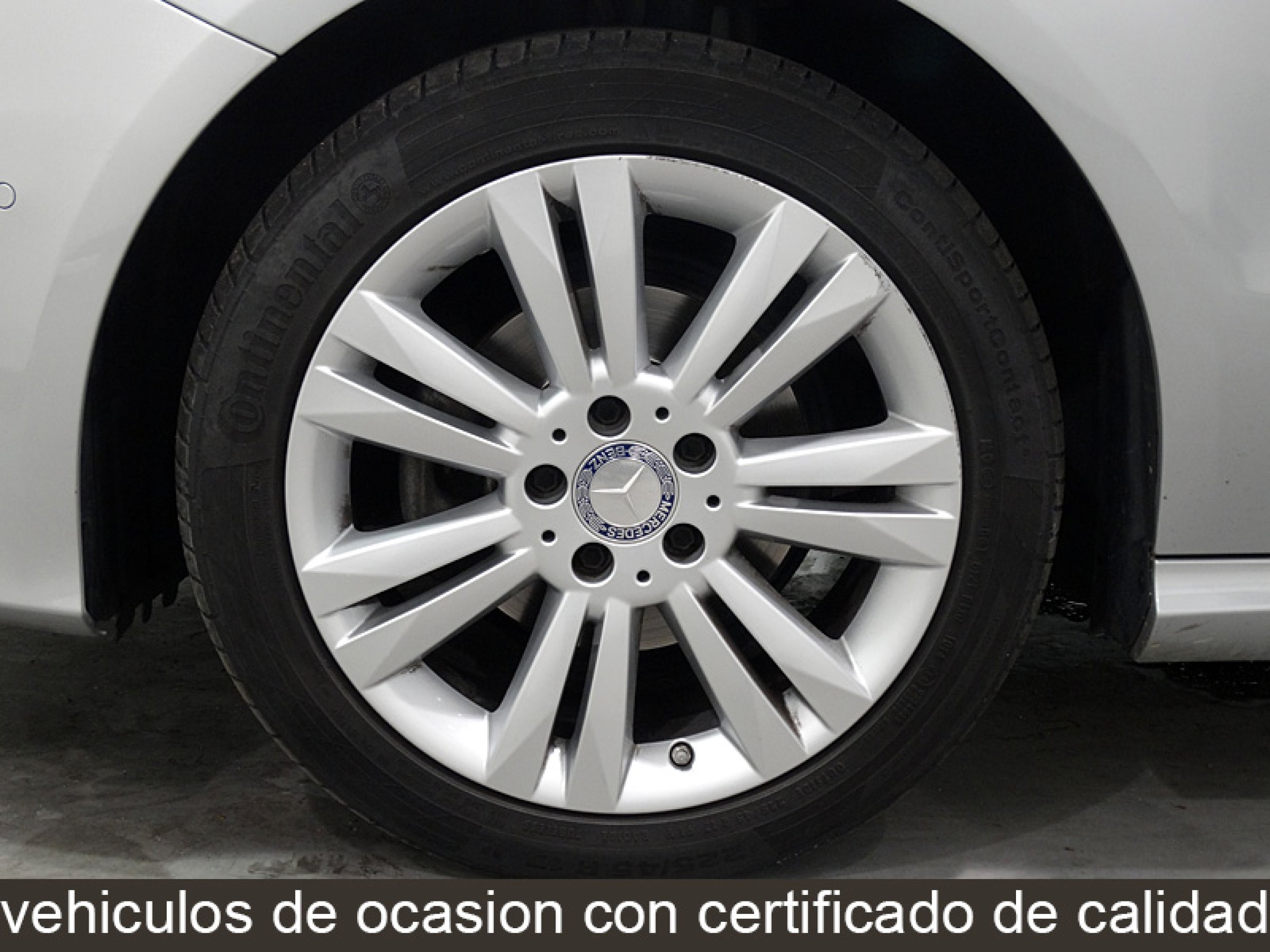 Foto Mercedes-Benz B 180 40