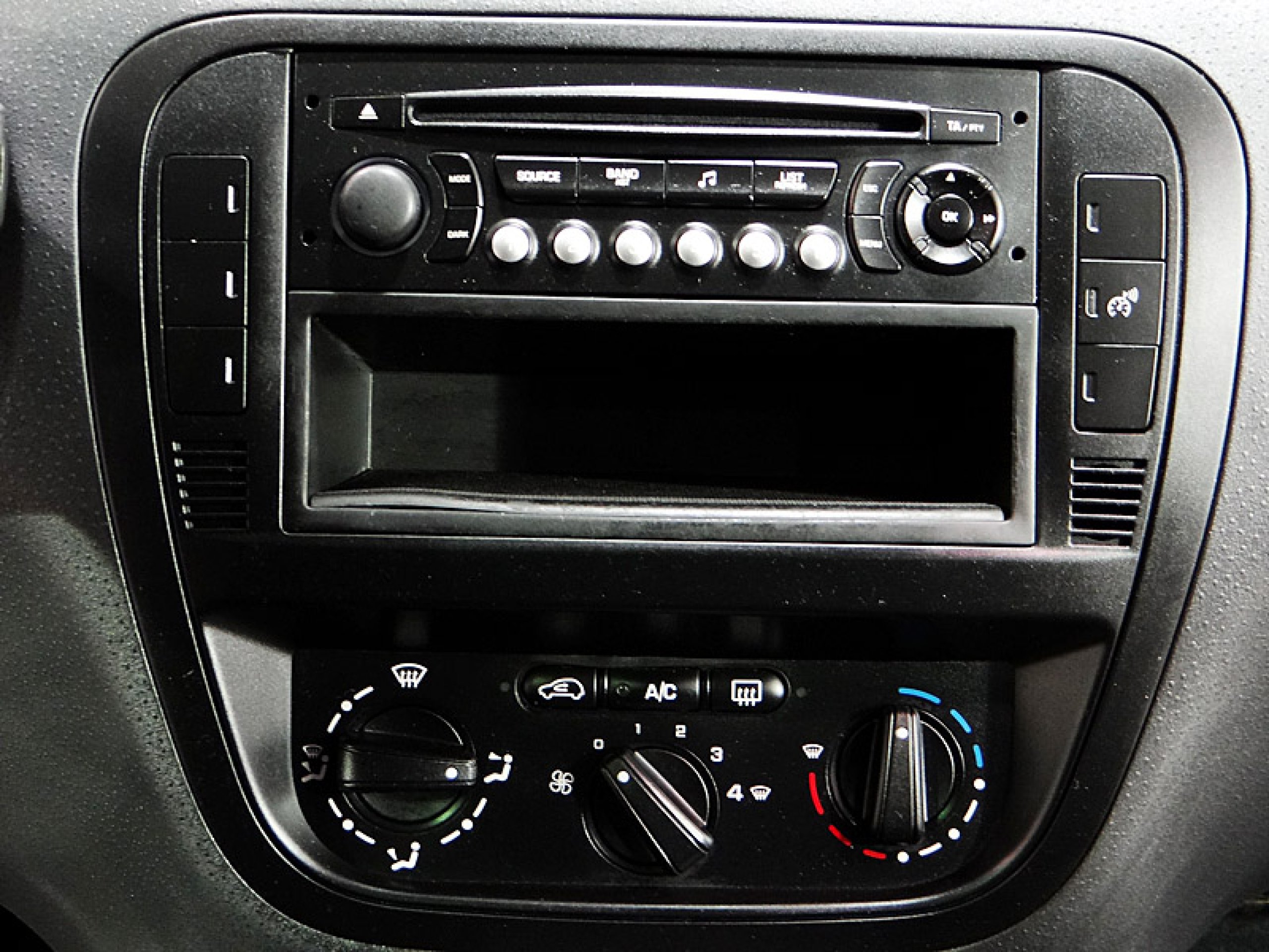 Foto Citroen C3 28