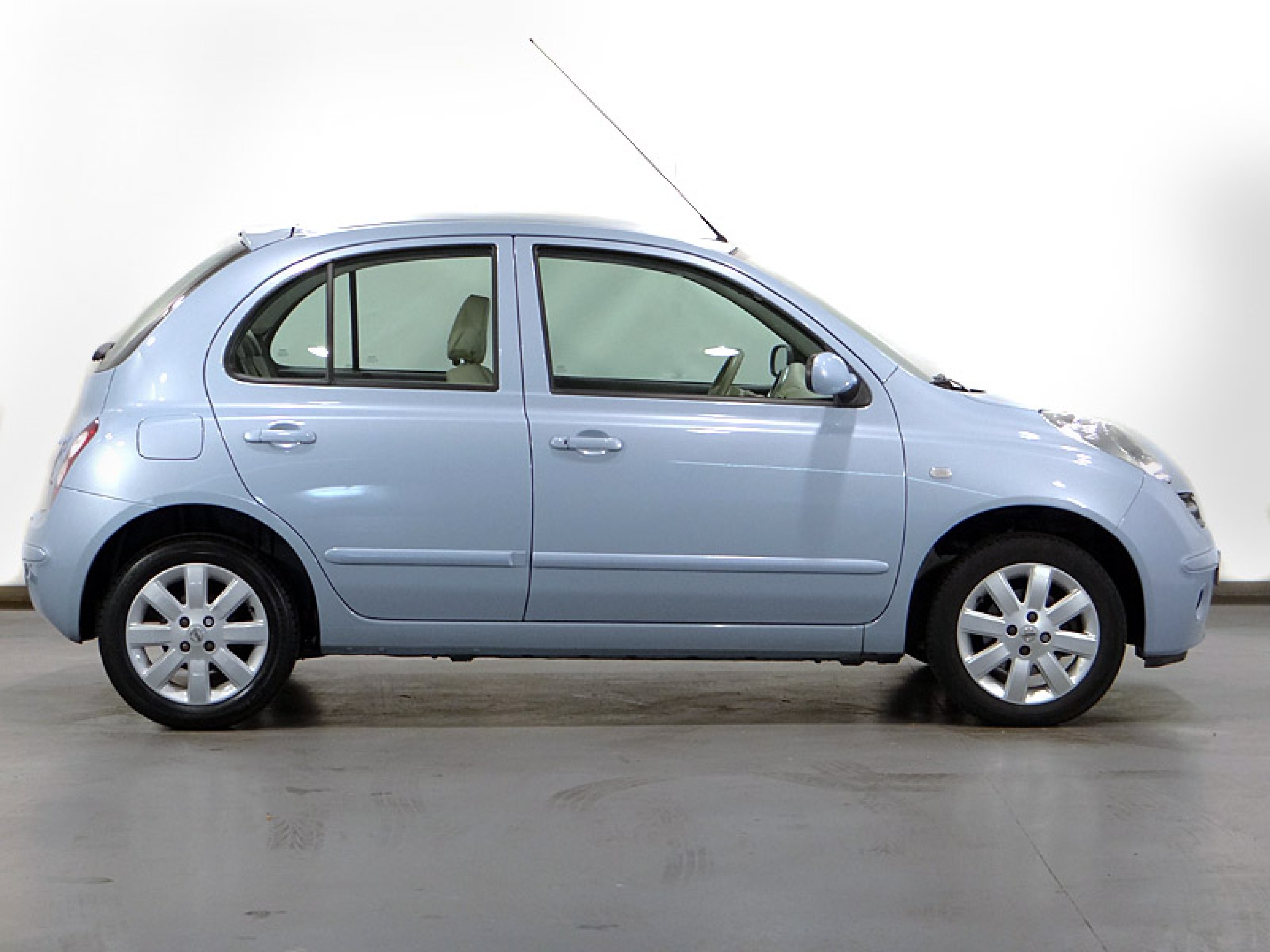 Foto Nissan Micra 6
