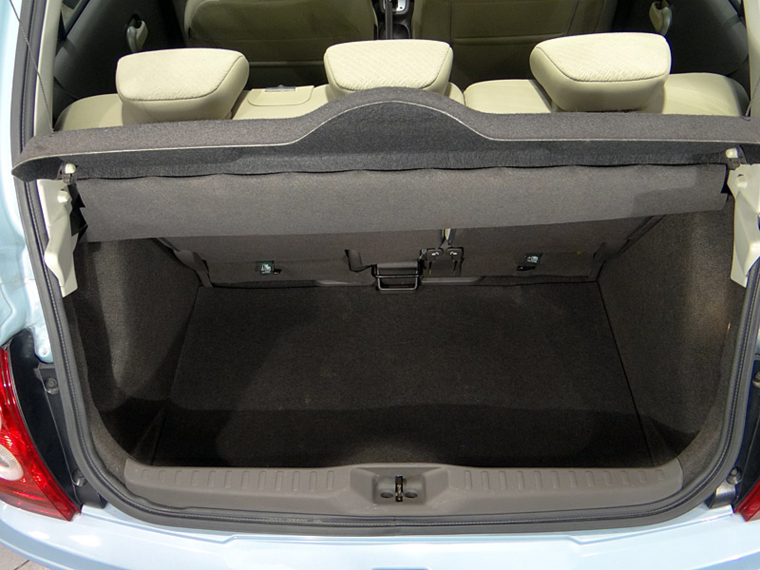 Foto Nissan Micra 15