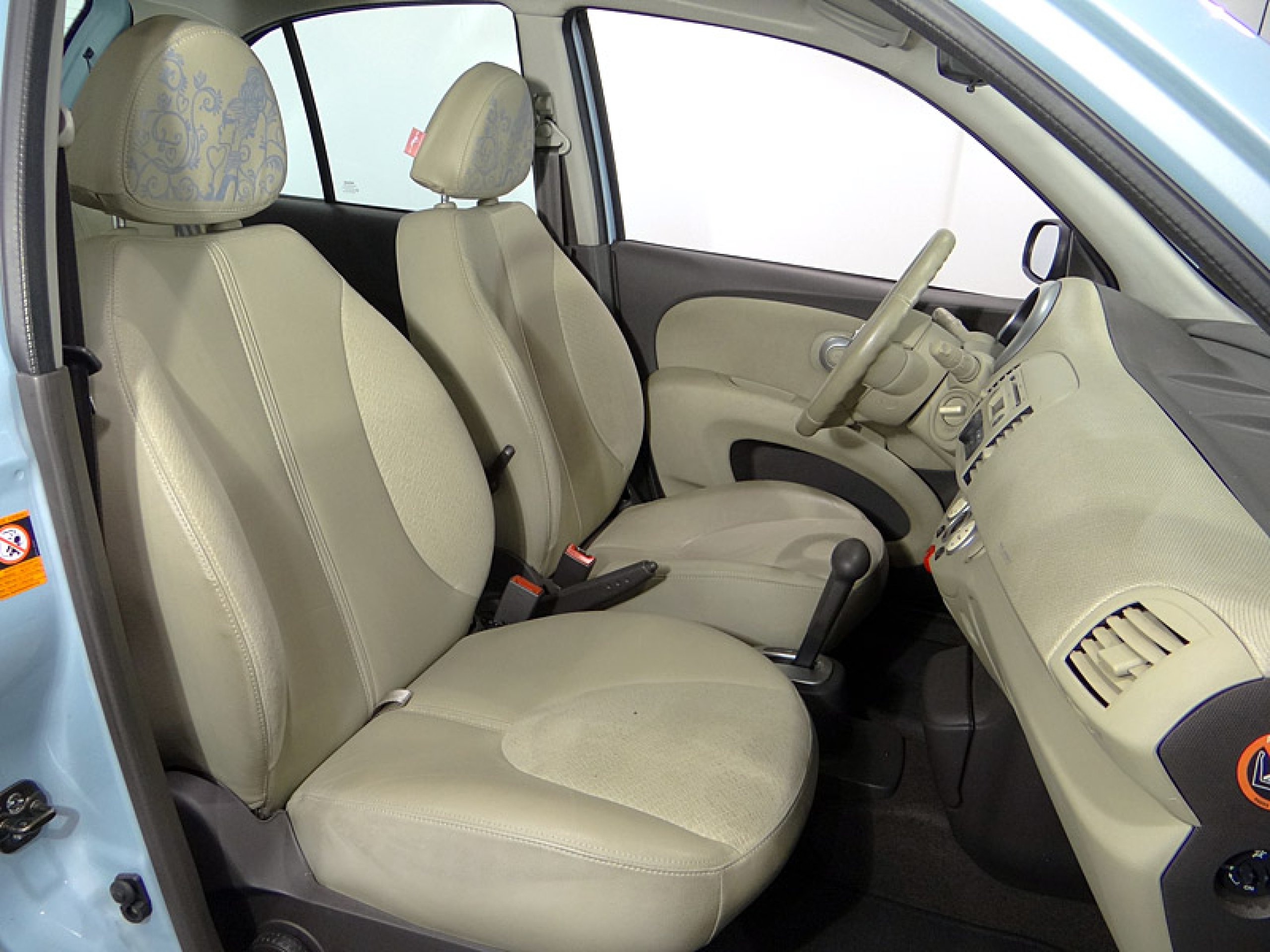 Foto Nissan Micra 23