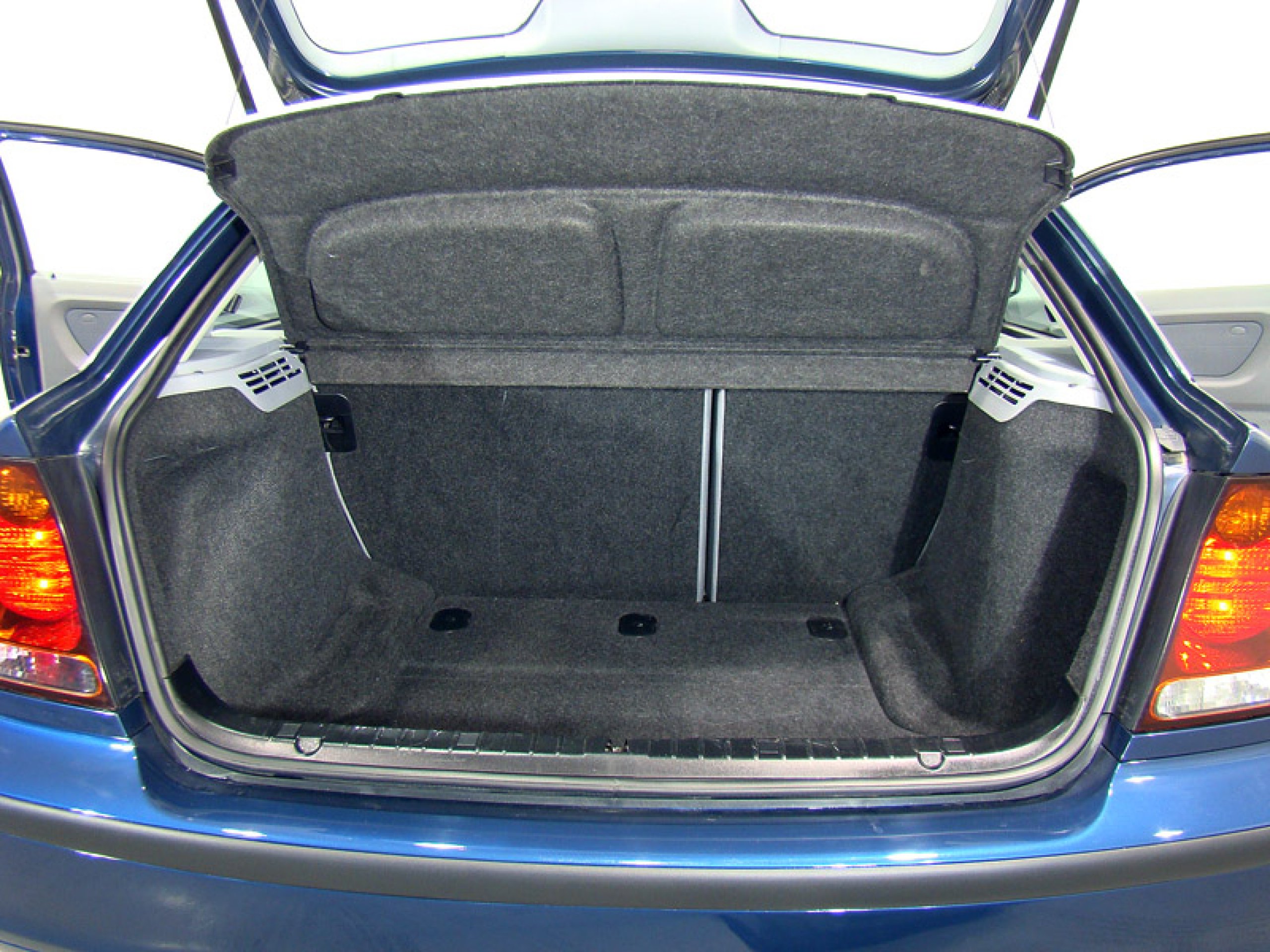 Foto Bmw 318 14