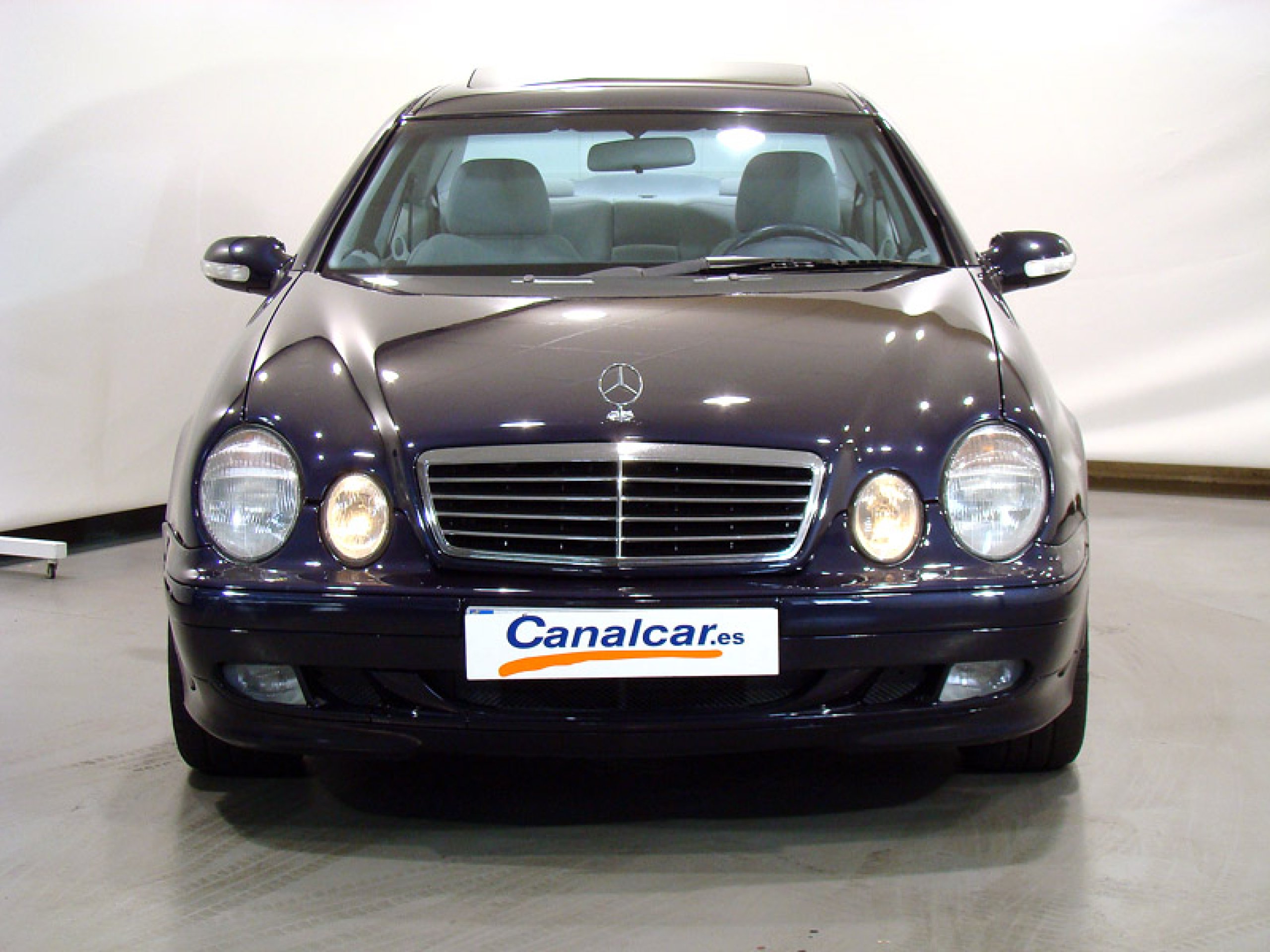 Foto Mercedes-Benz CLK 200 2 Foto Mercedes-Benz CLK 200 2