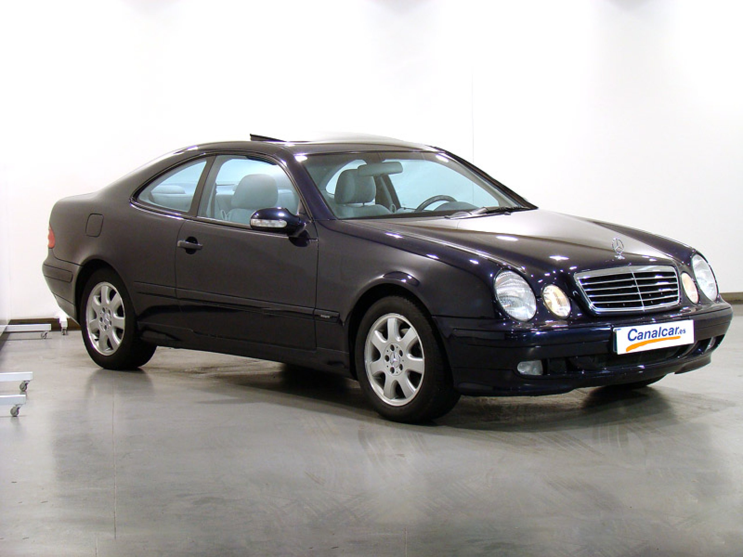 Foto Mercedes-Benz CLK 200 4 Foto Mercedes-Benz CLK 200 4