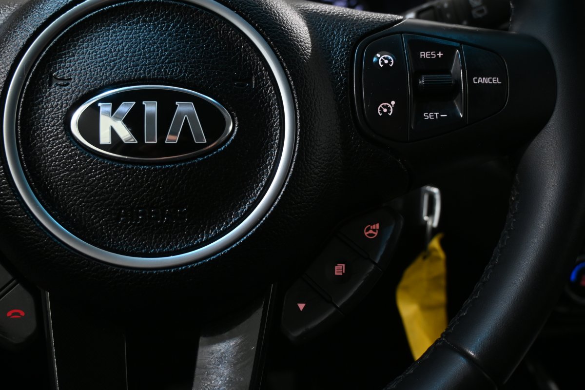 Foto Kia Carens 22