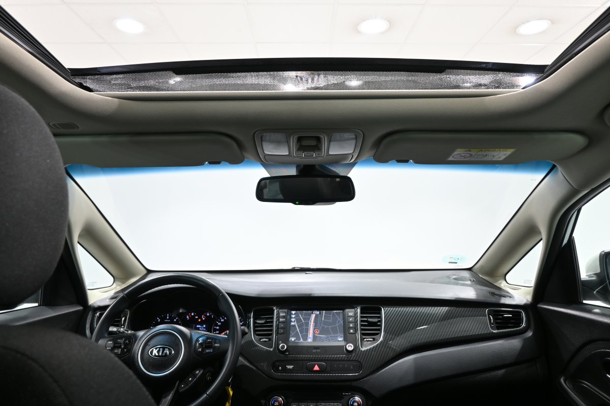 Foto Kia Carens 25