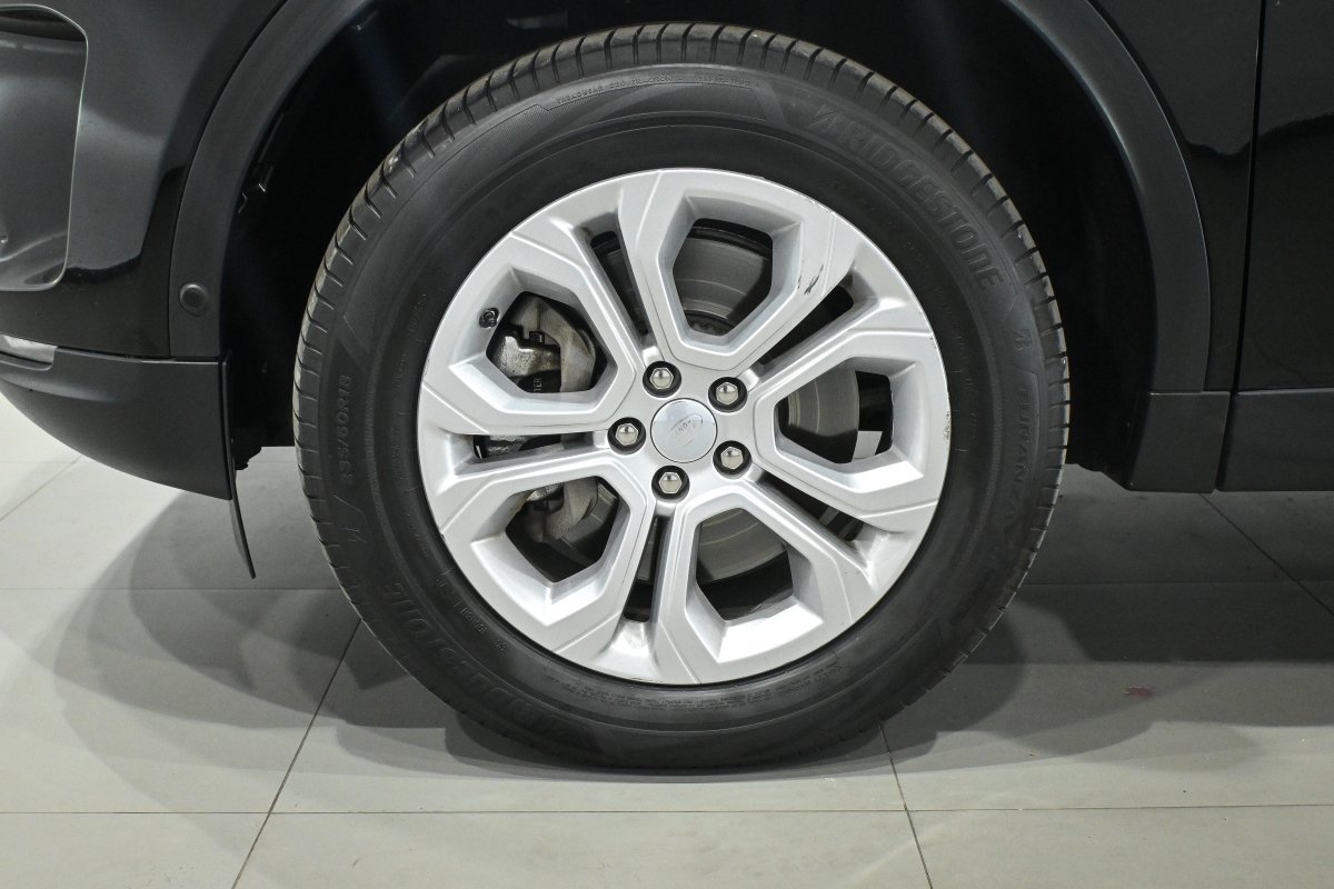 Foto Land Rover Discovery Sport 34