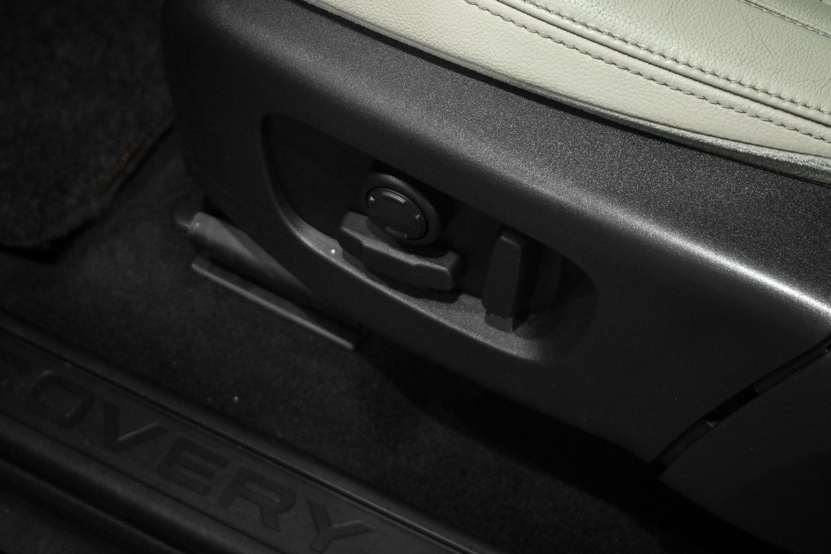 Foto Land Rover Discovery Sport 32