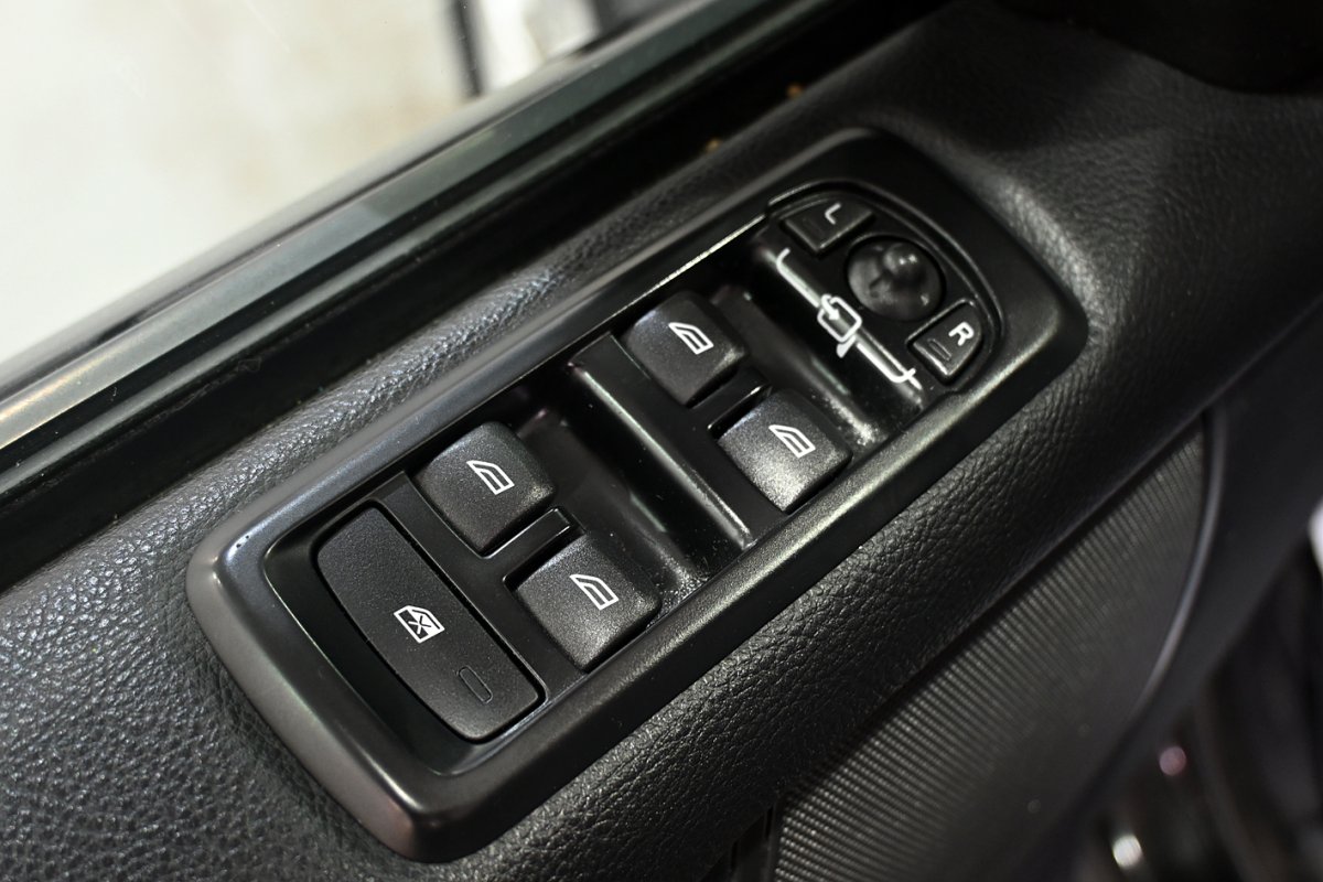 Foto Land Rover Discovery 4 16