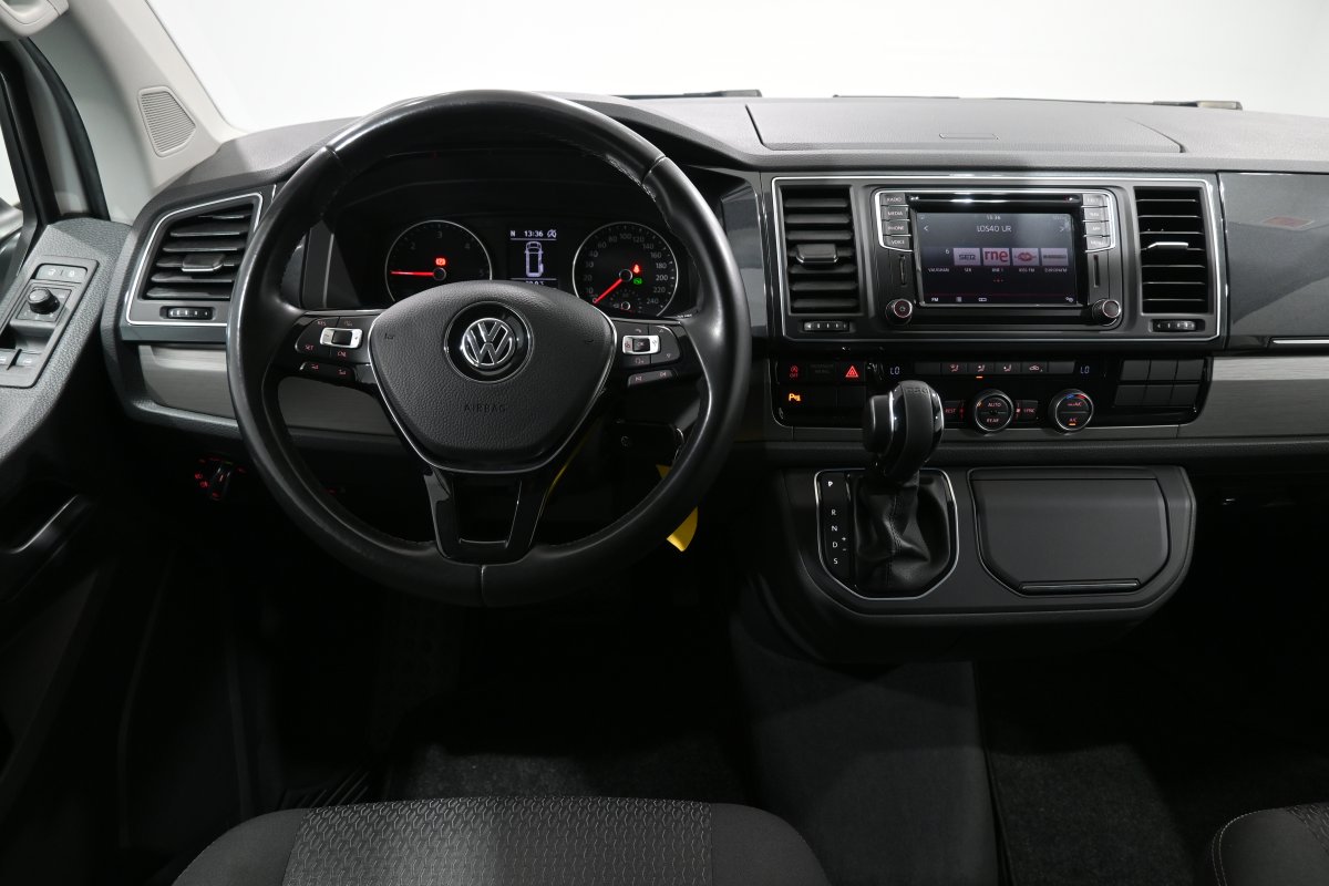Foto Volkswagen Multivan 21
