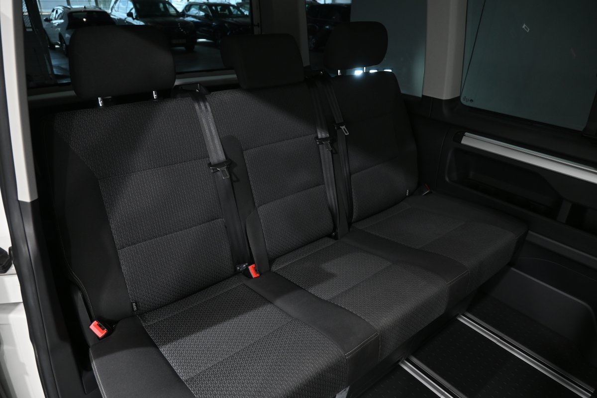 Foto Volkswagen Multivan 12