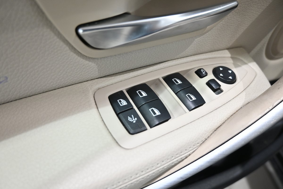 Foto Bmw 320d 26