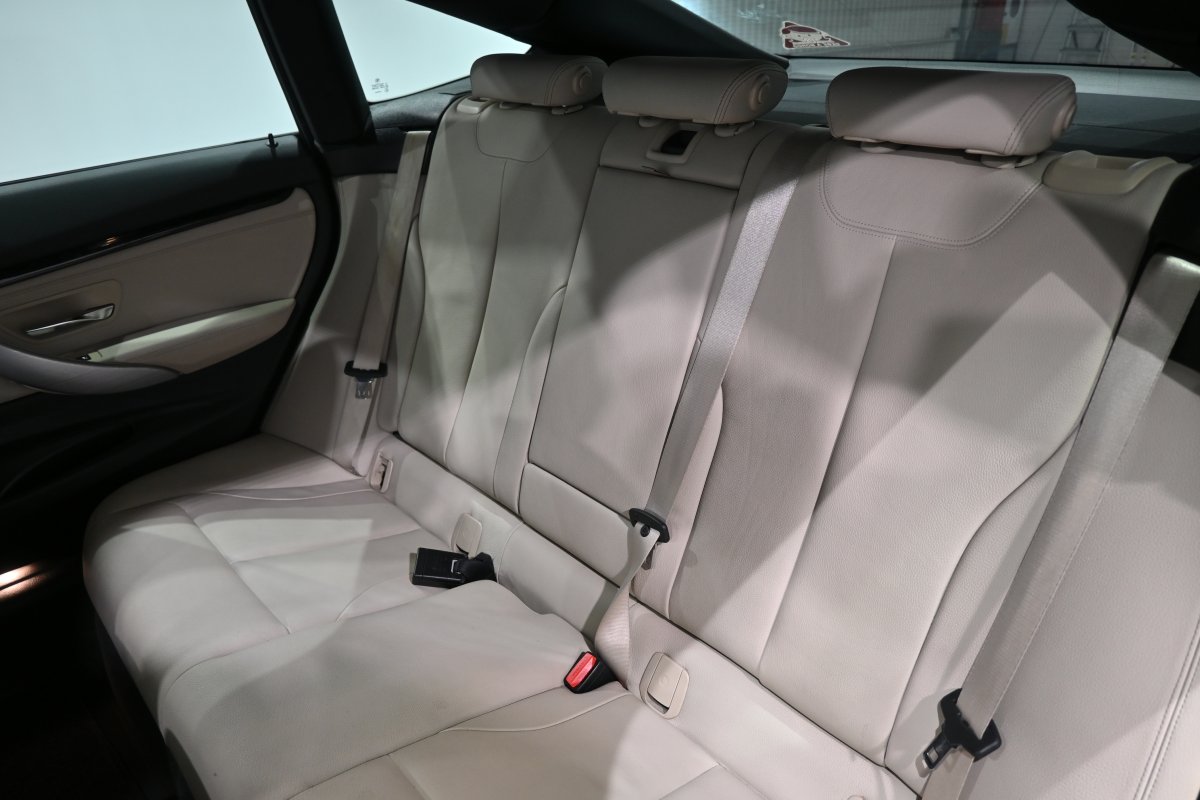 Foto Bmw 320d 12