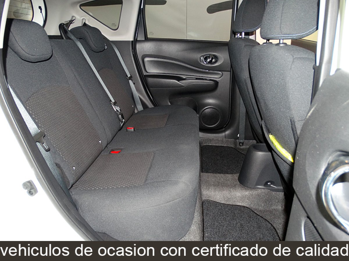 Foto Nissan Note 17