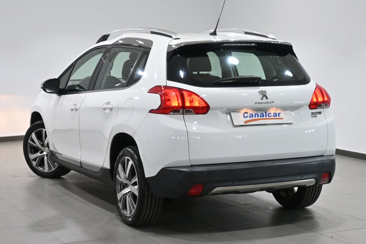 Foto Peugeot 2008 6