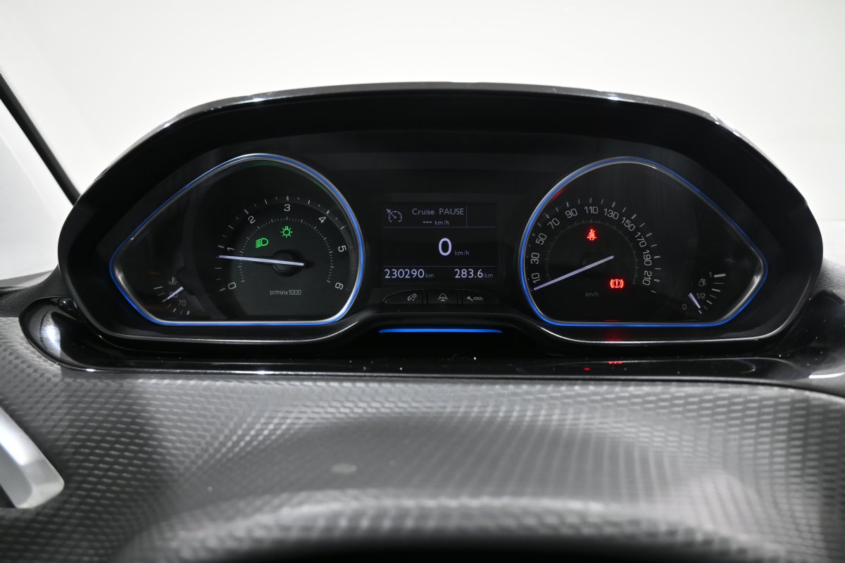 Foto Peugeot 2008 13