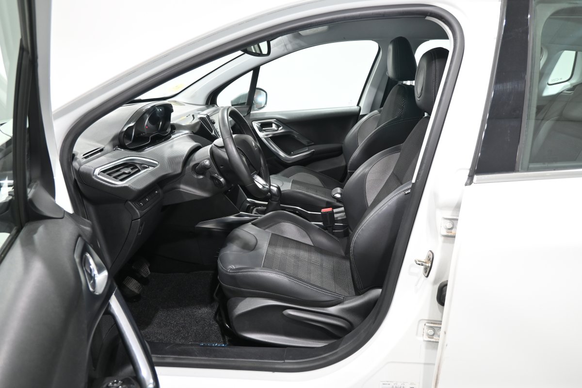 Foto Peugeot 2008 9