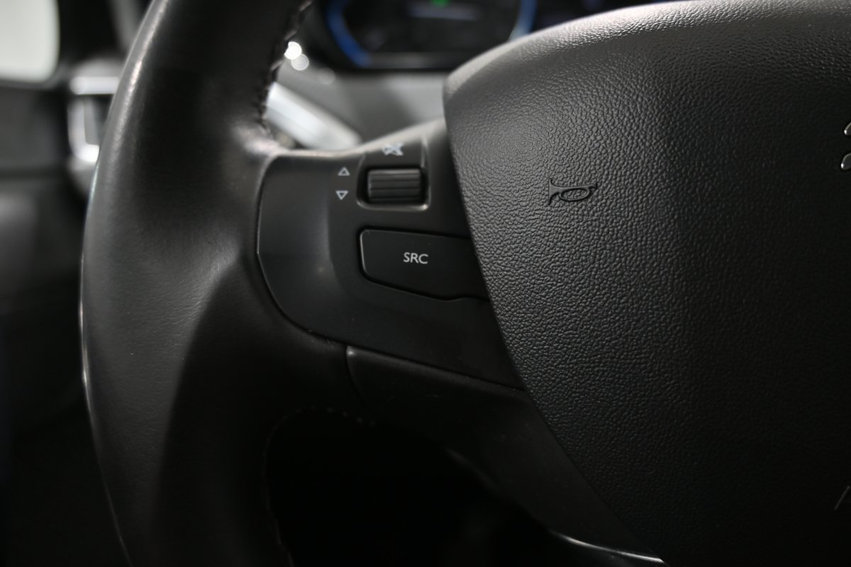 Foto Peugeot 2008 19