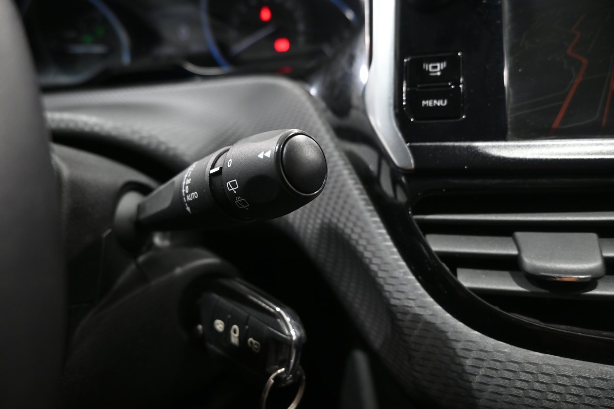Foto Peugeot 2008 23