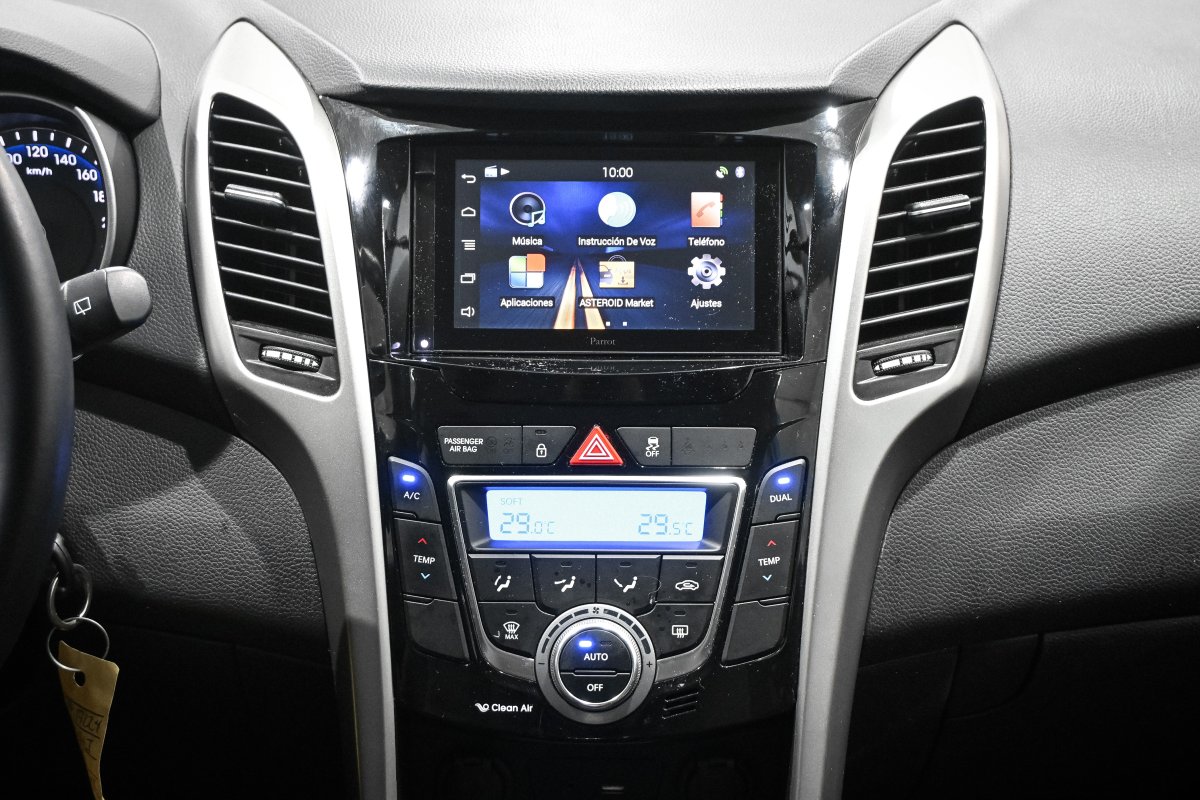Foto Hyundai i30 12