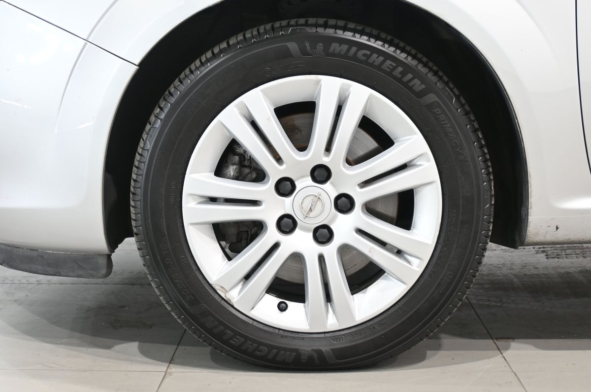 Foto Opel Zafira 27