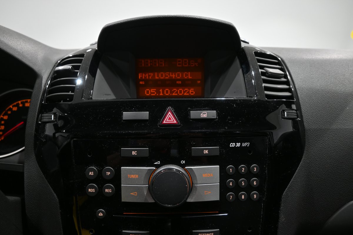 Foto Opel Zafira 17