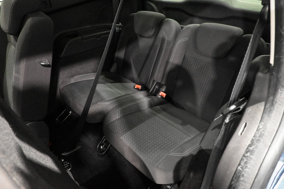Foto Ford Gran C-Max 12