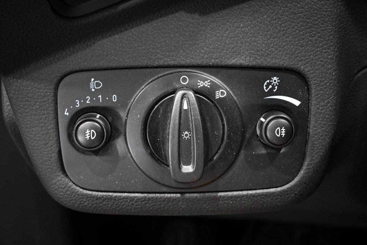 Foto Ford Gran C-Max 28