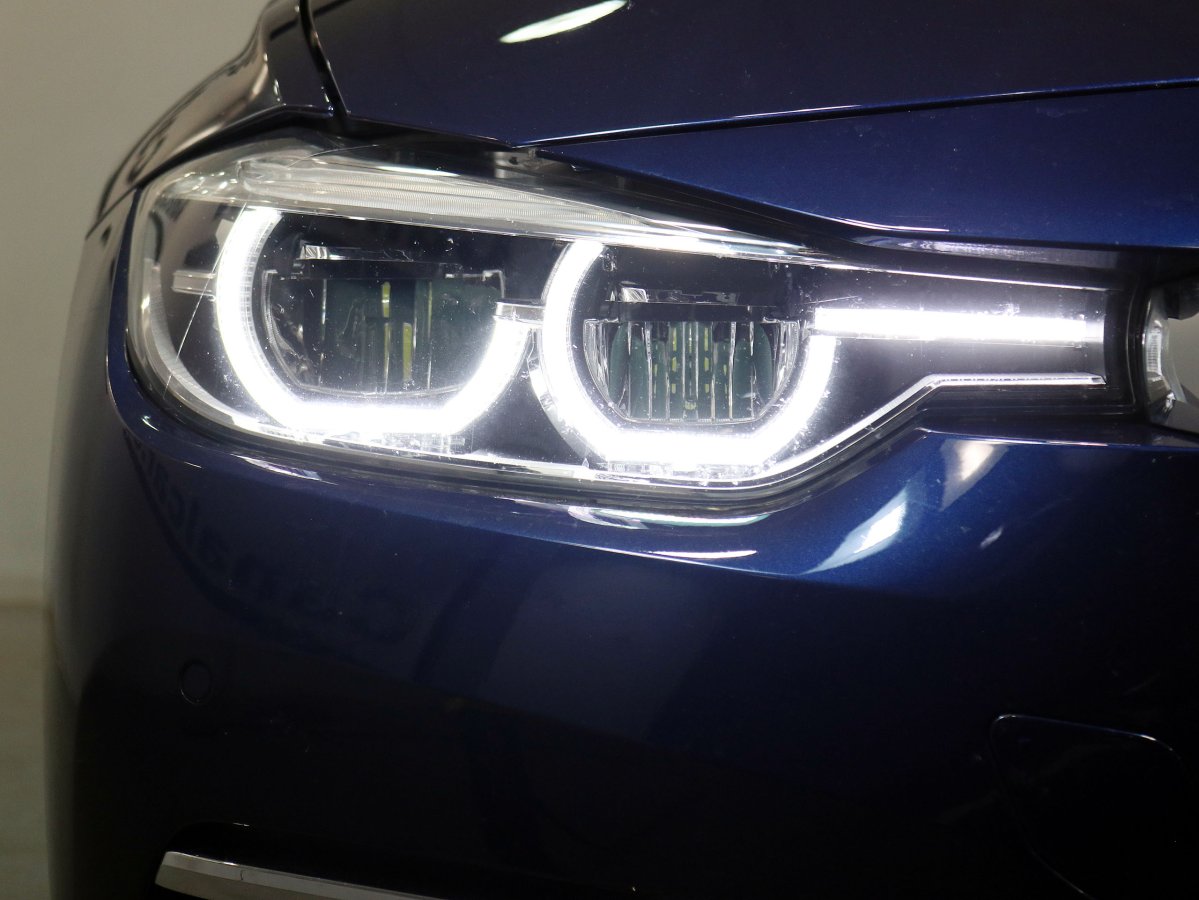 Foto Bmw 318 13