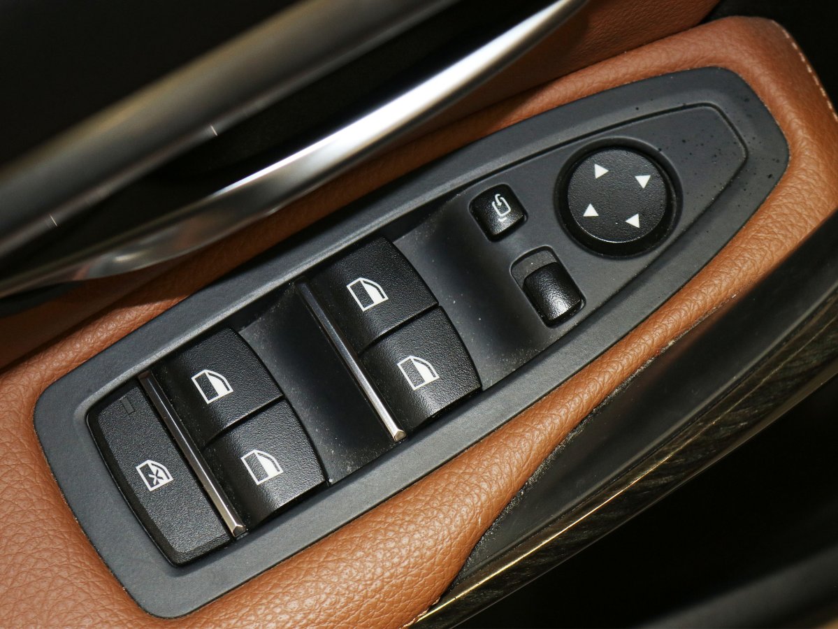 Foto Bmw 318 29
