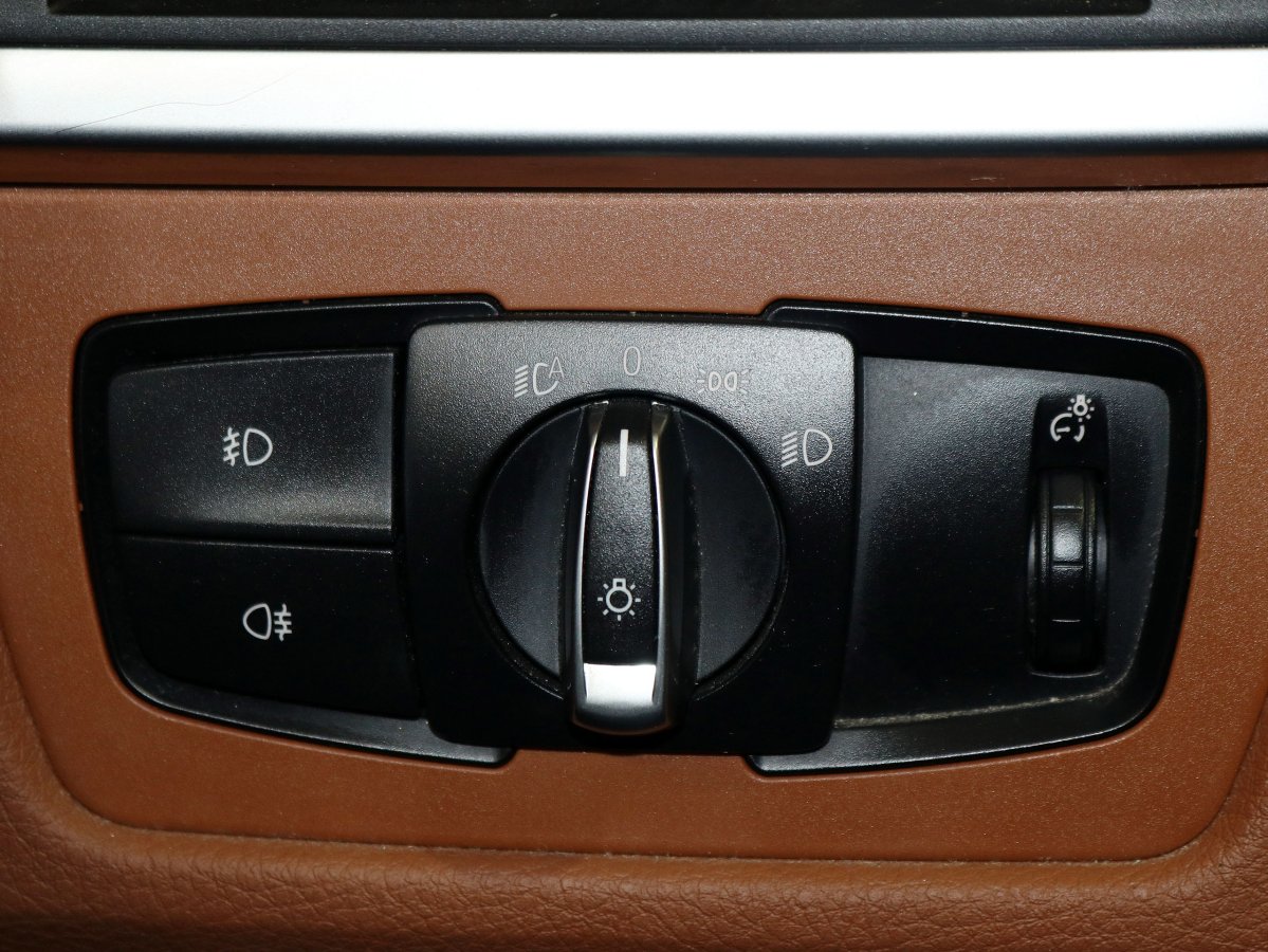 Foto Bmw 318 30