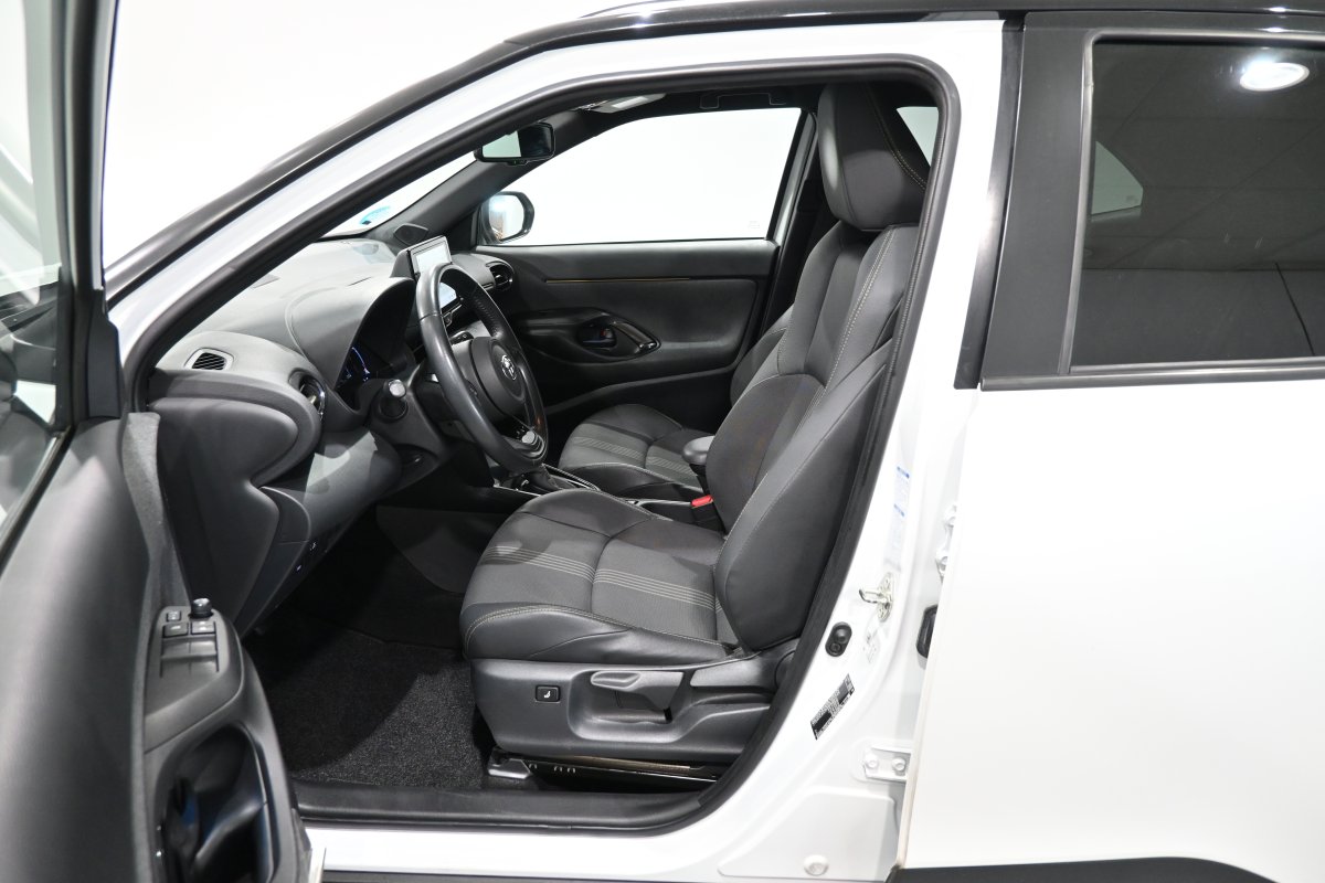 Foto Toyota Yaris 10