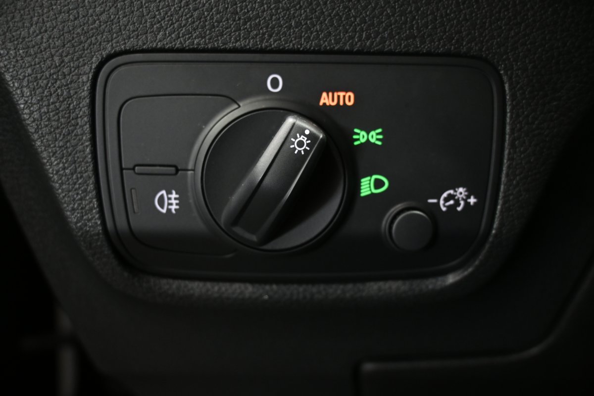 Foto Audi Q2 25