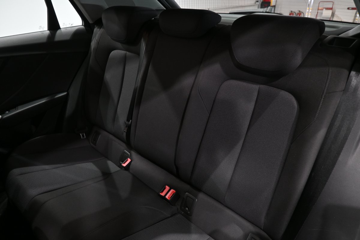 Foto Audi Q2 12