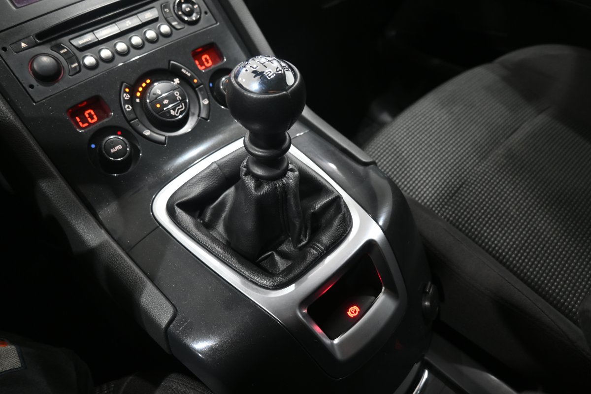 Foto Peugeot 5008 18