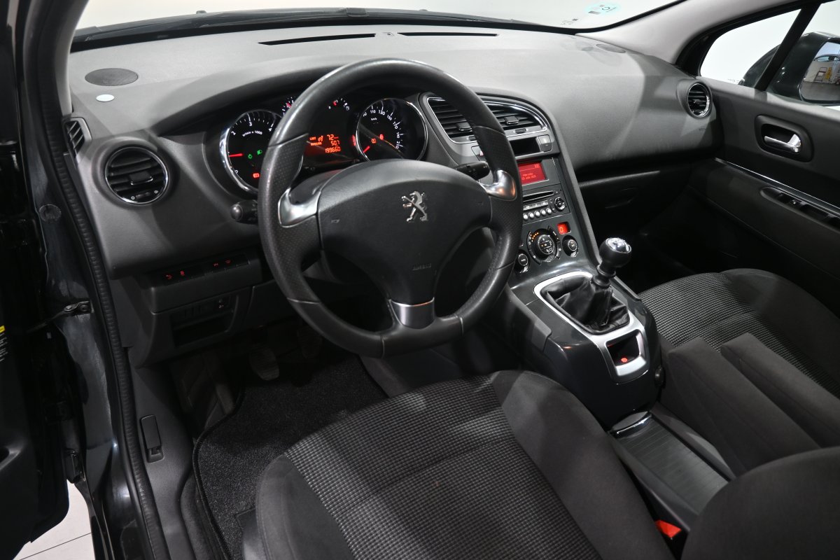 Foto Peugeot 5008 9