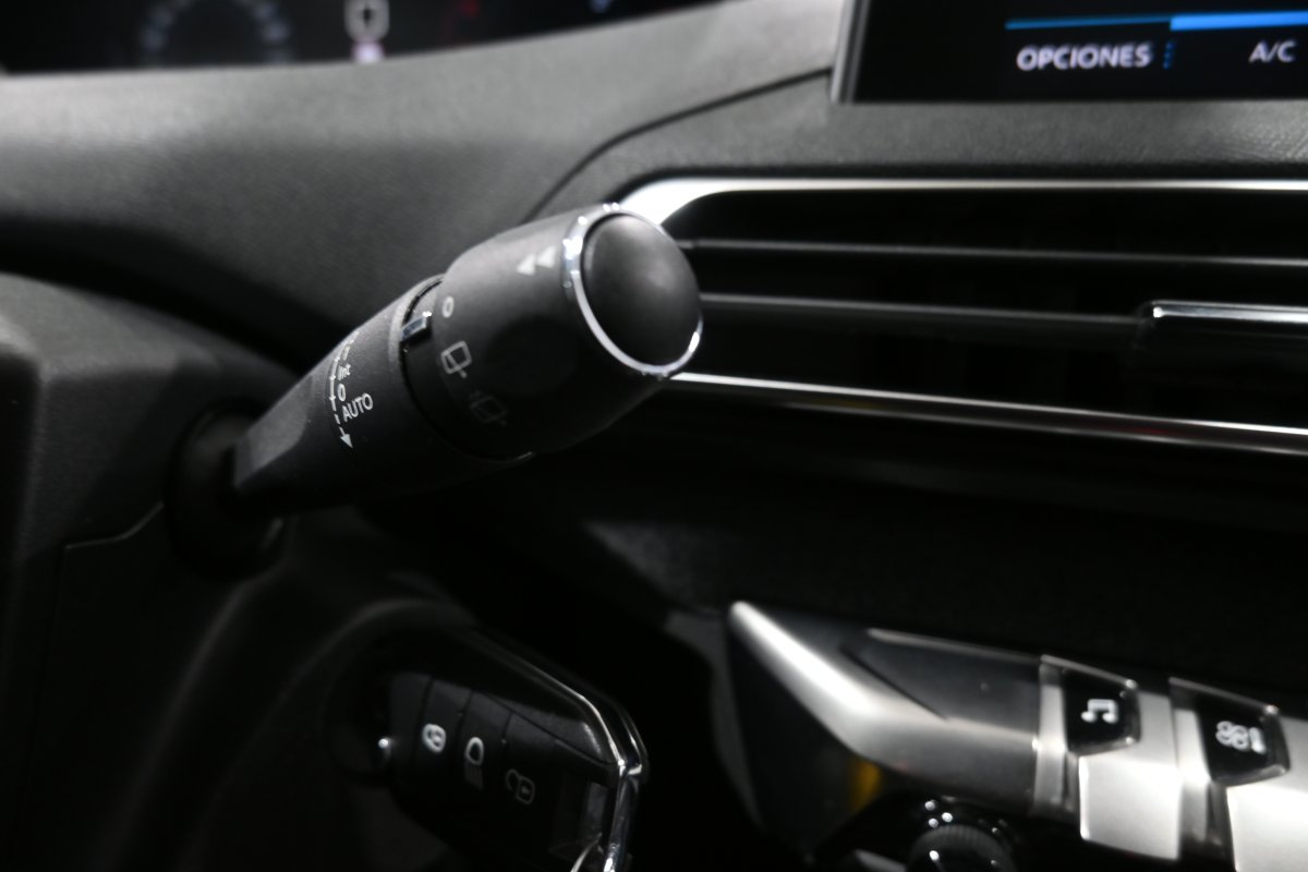 Foto Peugeot 5008 23