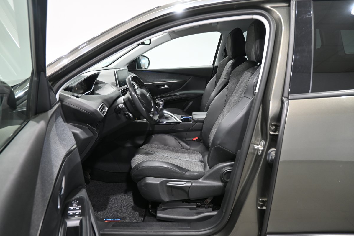 Foto Peugeot 5008 10