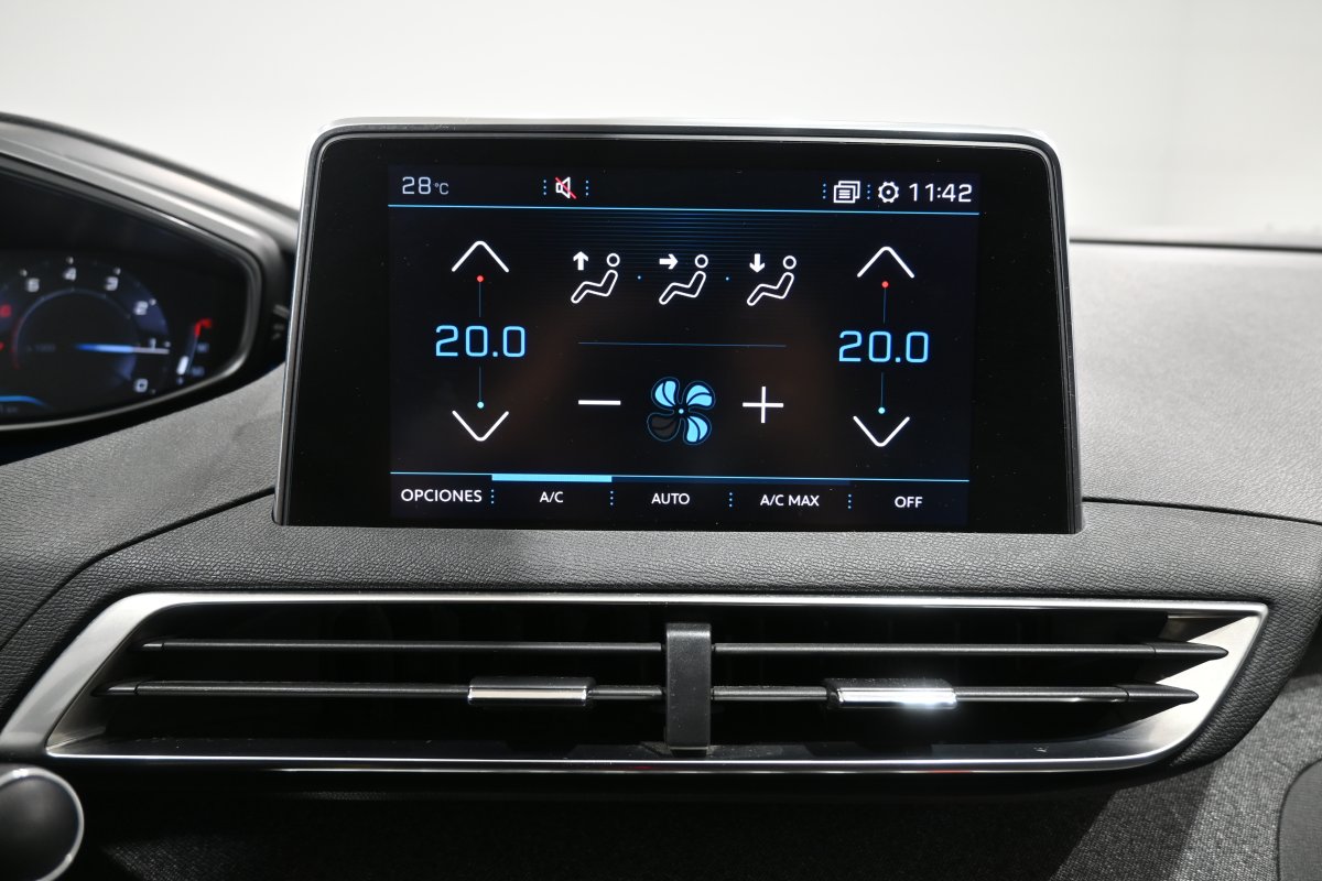 Foto Peugeot 5008 16
