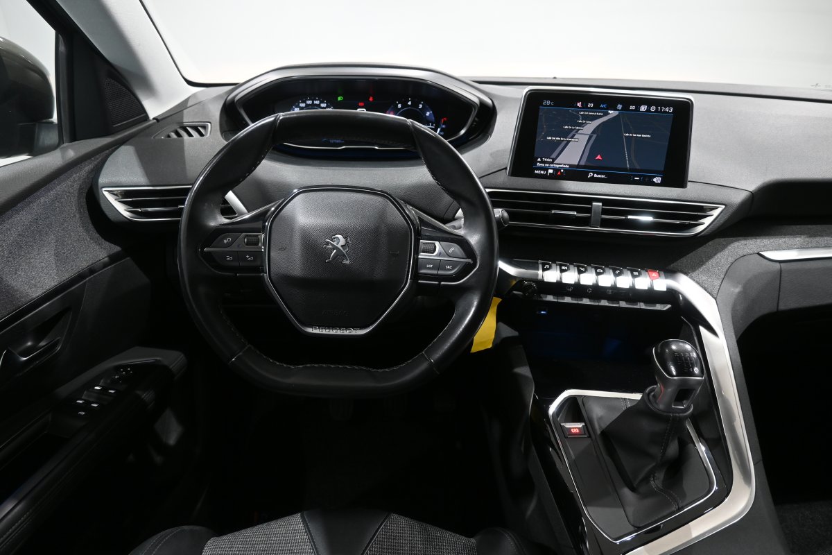 Foto Peugeot 5008 25